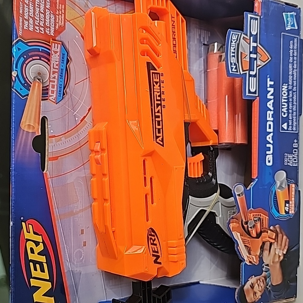 NWT Nerf Elite Quadrant